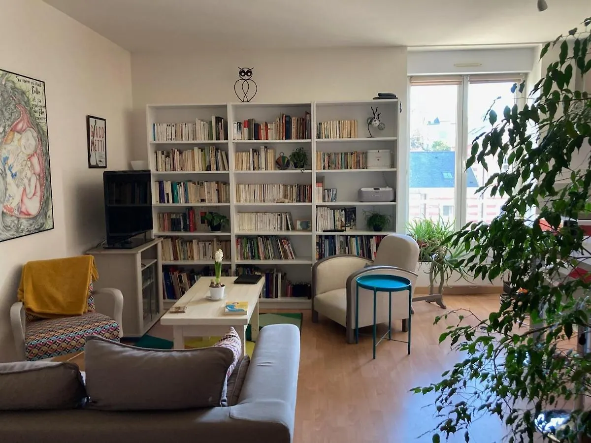 Appartement ポンティヴィ